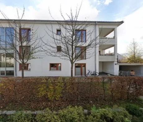 Bürogebäude des Pflegeteams am St.-Emmeram-Weg in Unterföhring